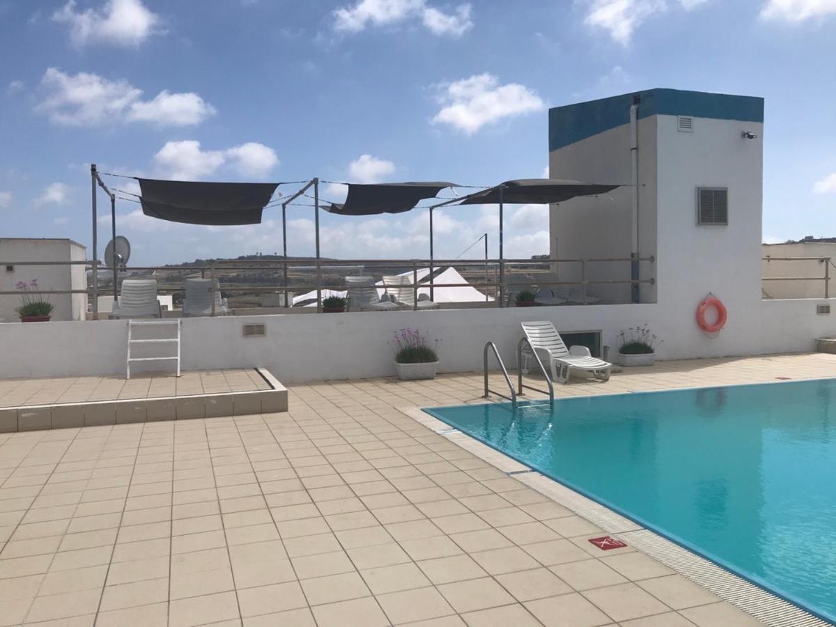 Oriana Hotel St. Paul's Bay Buitenkant foto